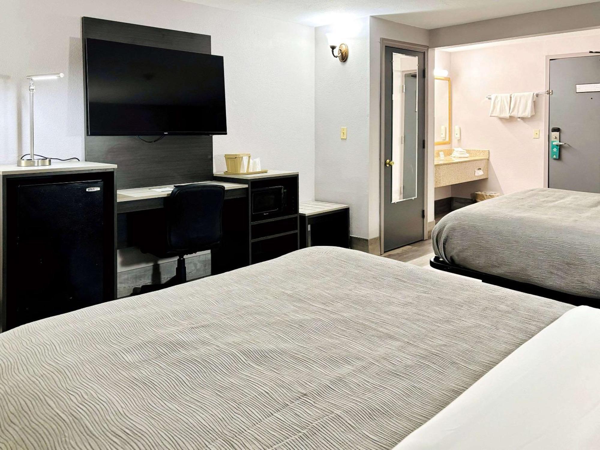 Quality Inn Raynham - Taunton Exteriér fotografie